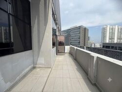 Ct Hub 2 (D12), Office #586605511